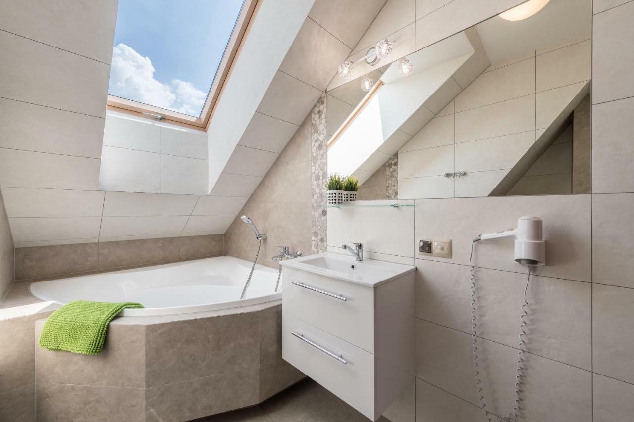 زاكوباني Willa Bozena Jacuzzi & Sauna المظهر الخارجي الصورة